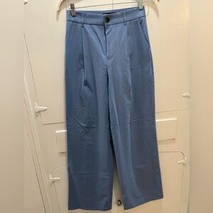 Women’s trousers